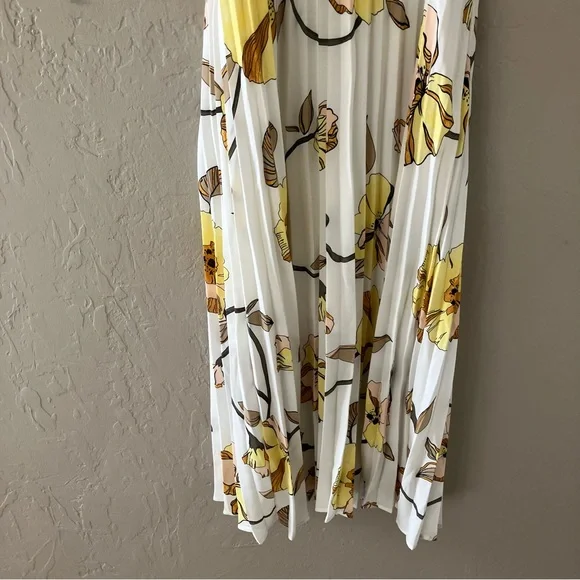 a new day White and Yellow Floral Midi Dress - Picture 9 of 13